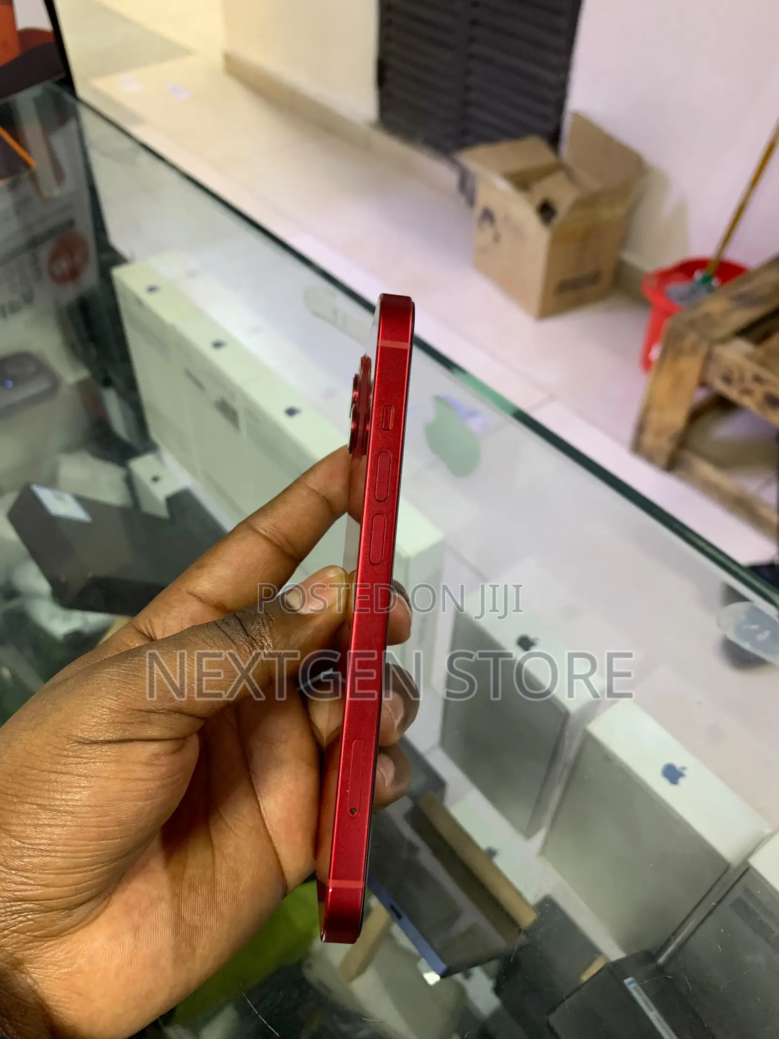 Apple iPhone 13 128 GB Red