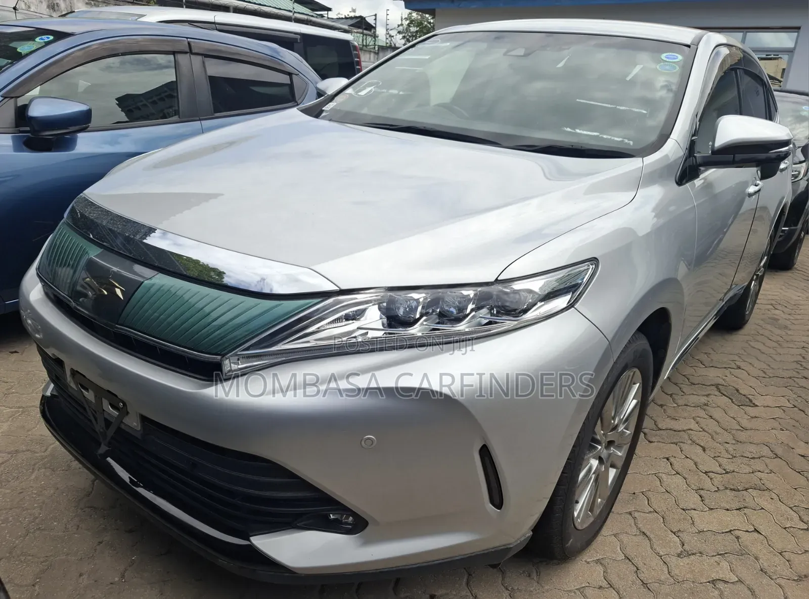 Toyota Harrier 2019 Silver