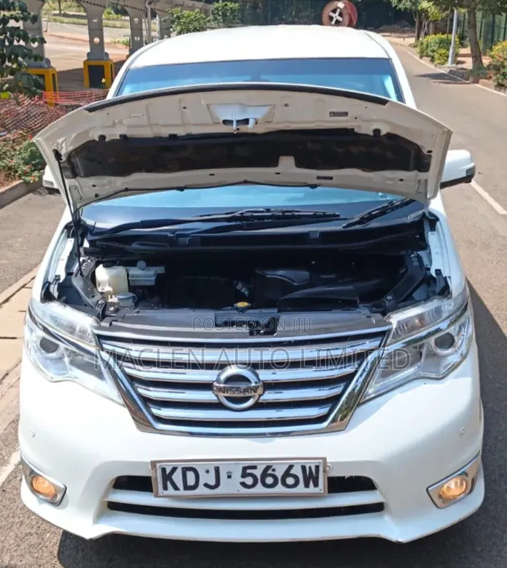 Nissan Serena 2016 White