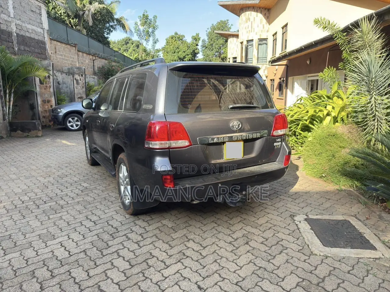 Toyota Land Cruiser 4.5 V8 VXR 2011 Gray