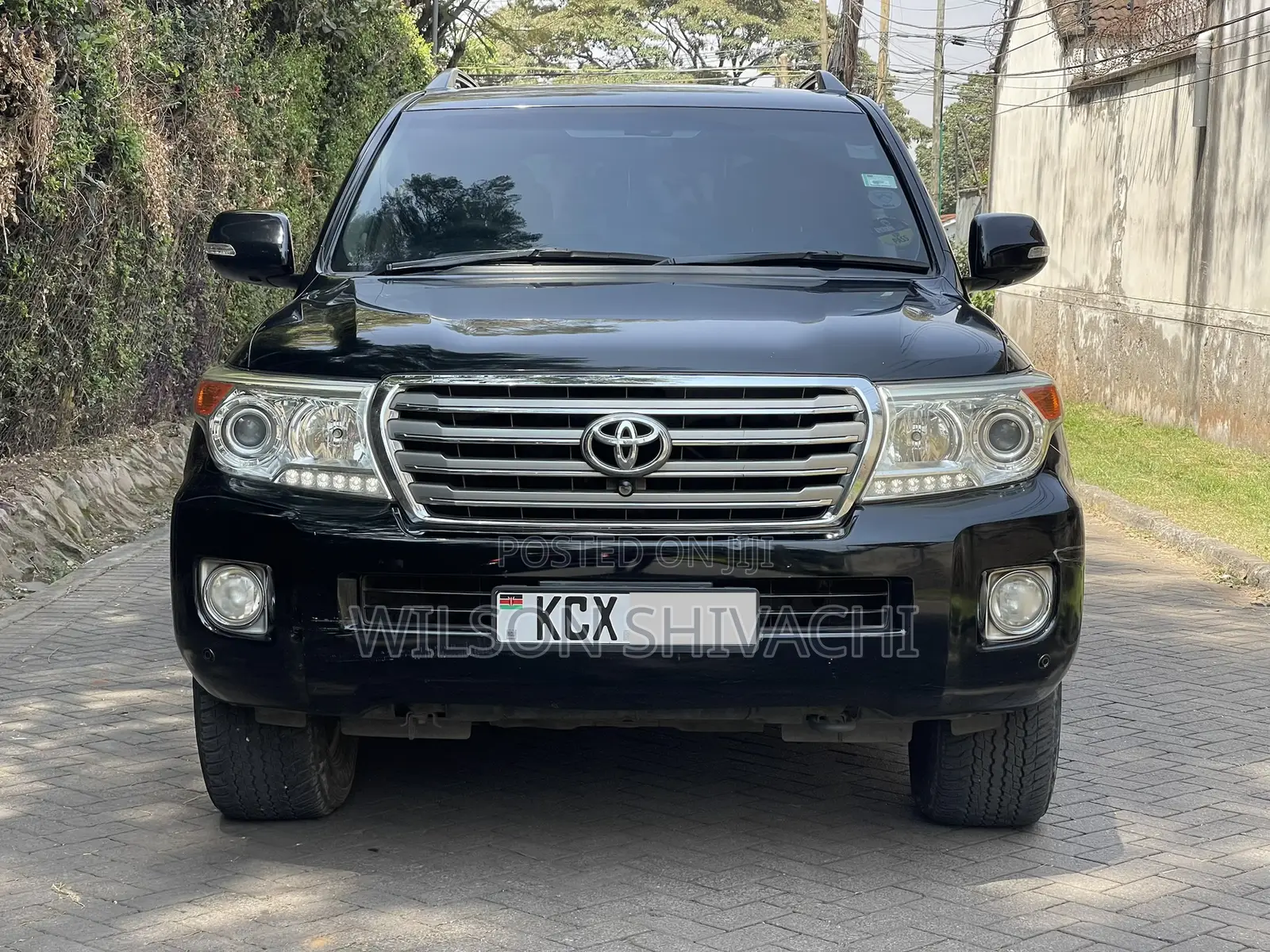 Toyota Land Cruiser 2012 Black