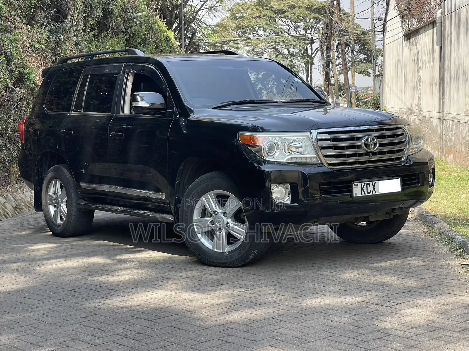 Toyota Land Cruiser 2012 Black
