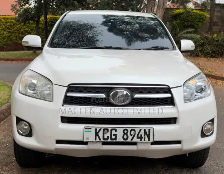 Toyota RAV4 2009 White