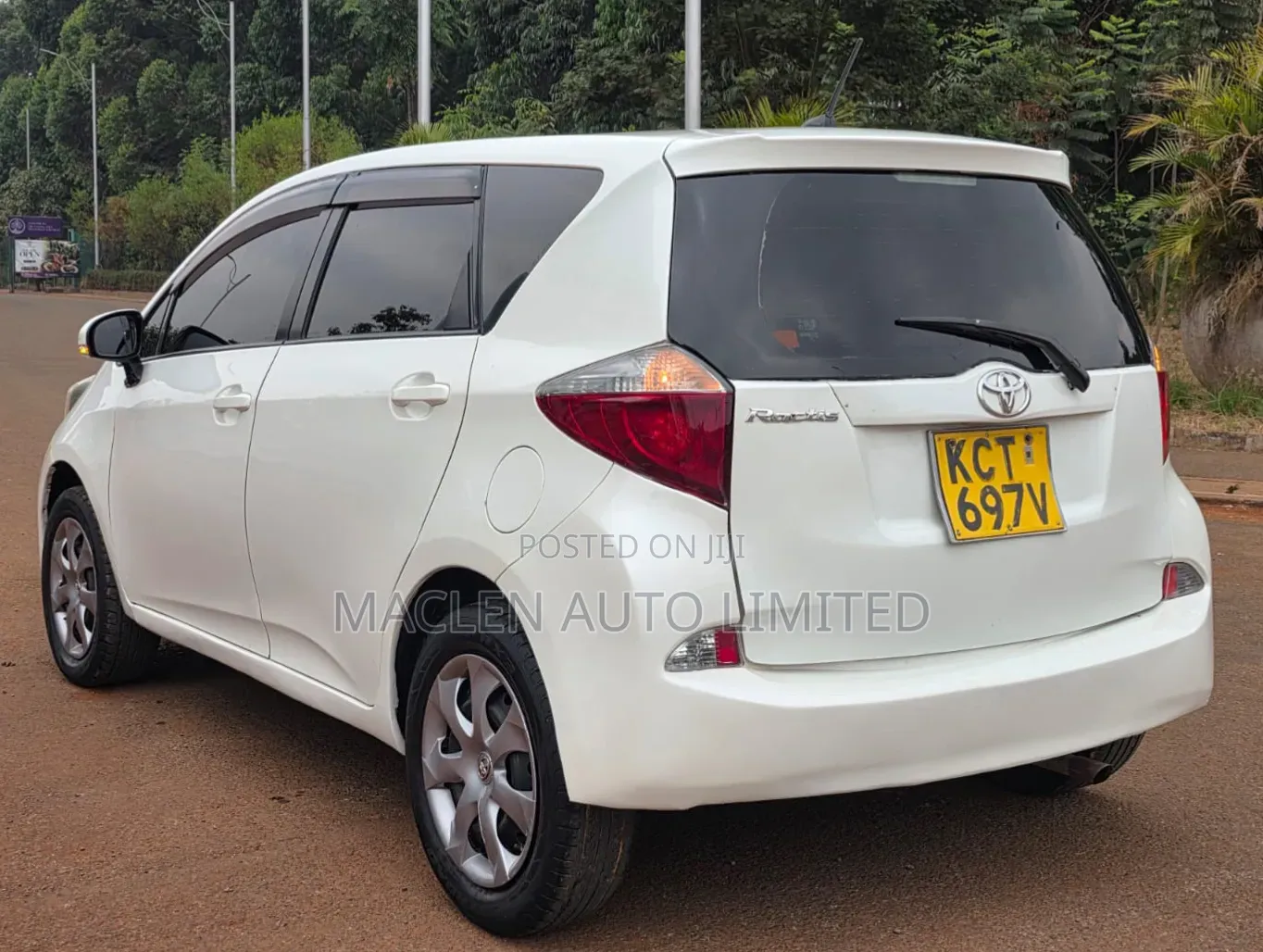 Toyota Ractis 2012 White