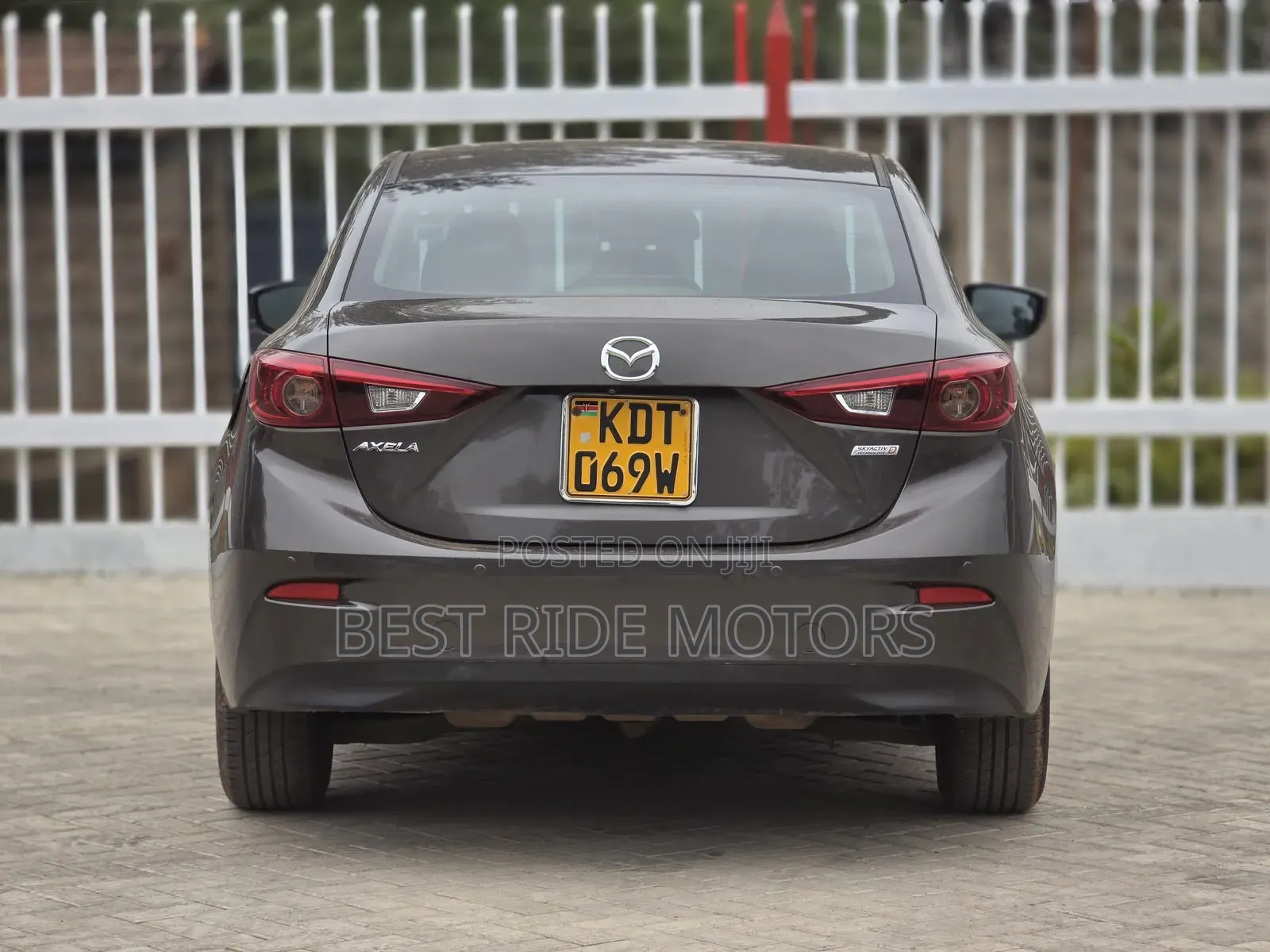 Mazda Axela 2018 Gray