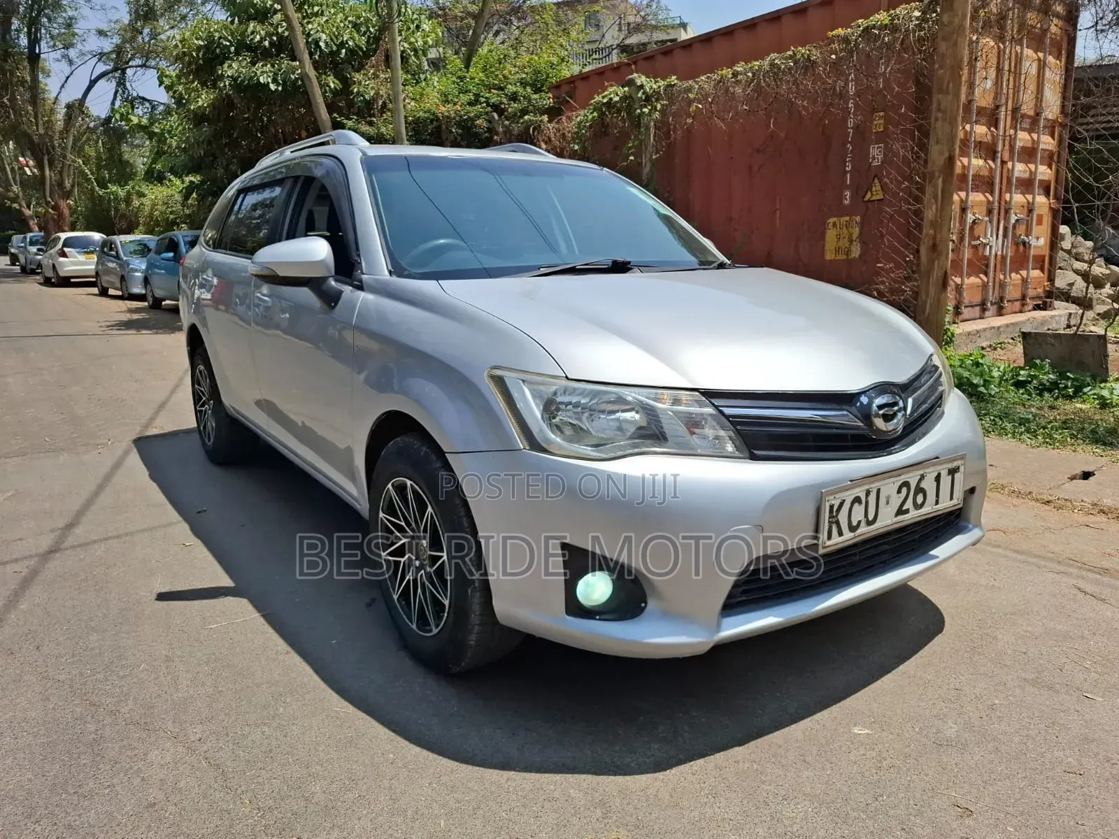 Toyota Corolla Fielder 2013 Silver