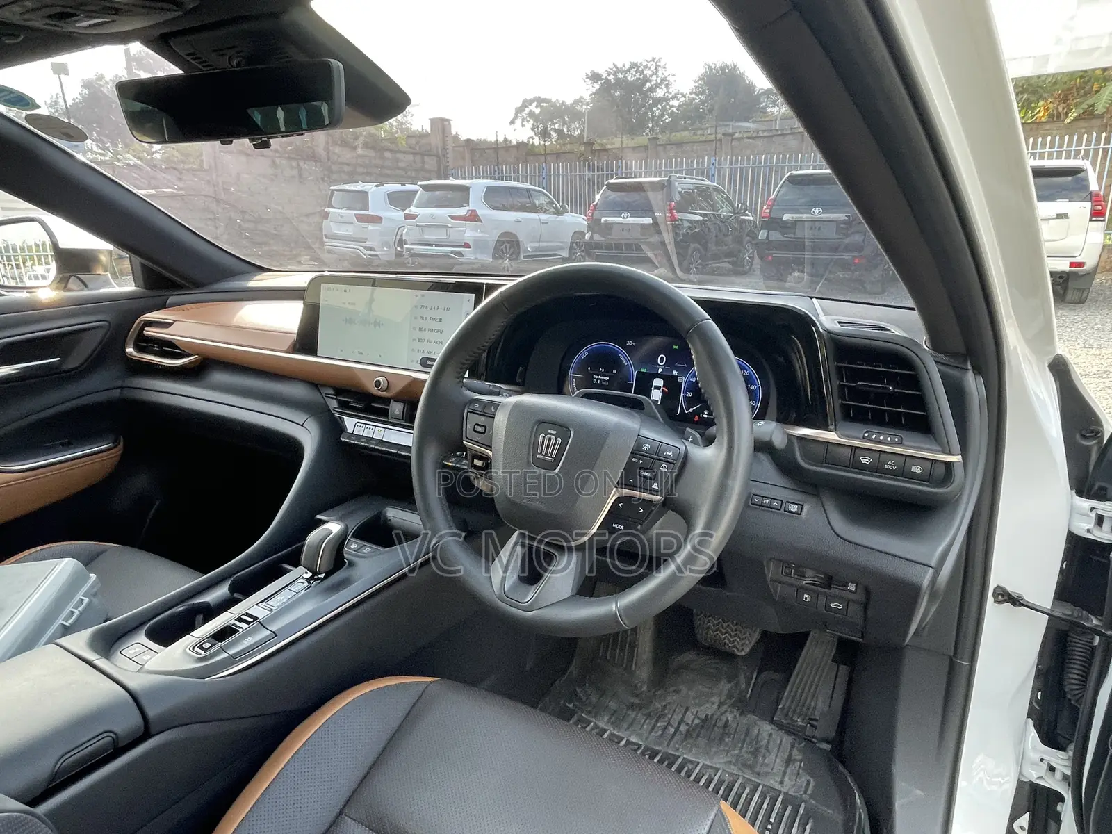 Toyota Crown XLE 2023 White