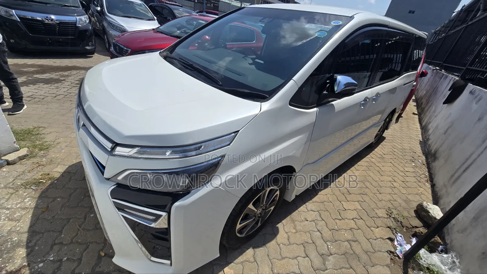Toyota Voxy X 2WD 7-Seater 2019 White