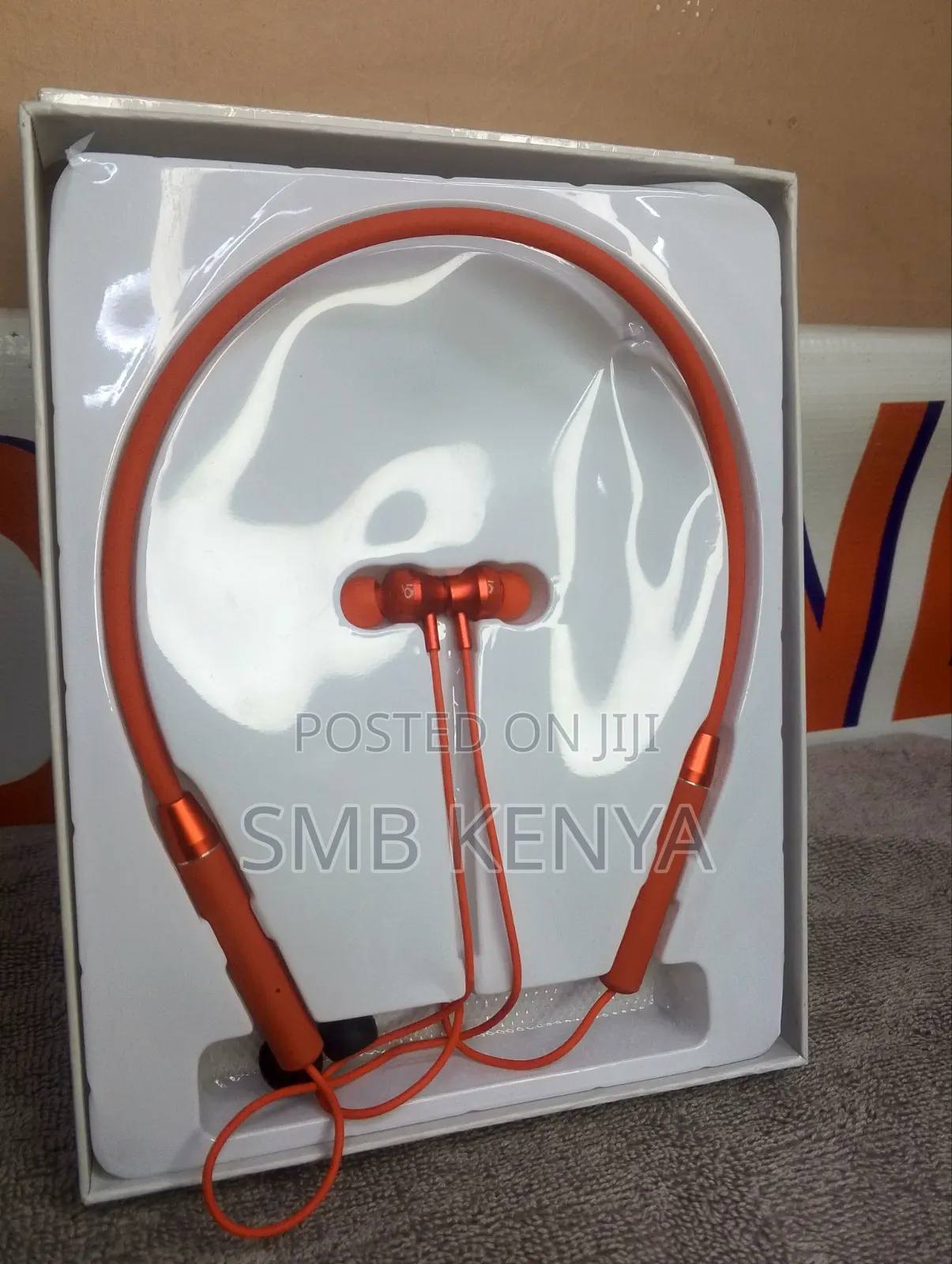 Lenovo QE07 Magnetic Neckband Wireless Headset