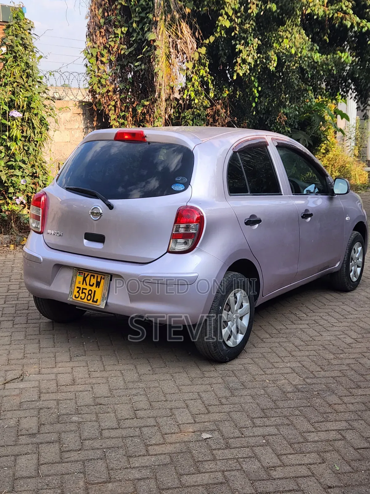 Nissan March 2012 Pink