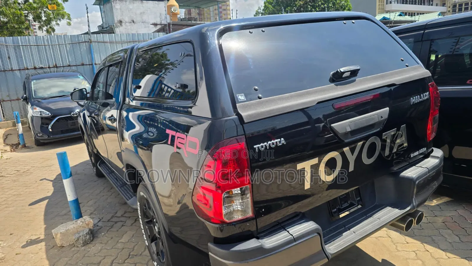 Toyota Hilux 2019 Black