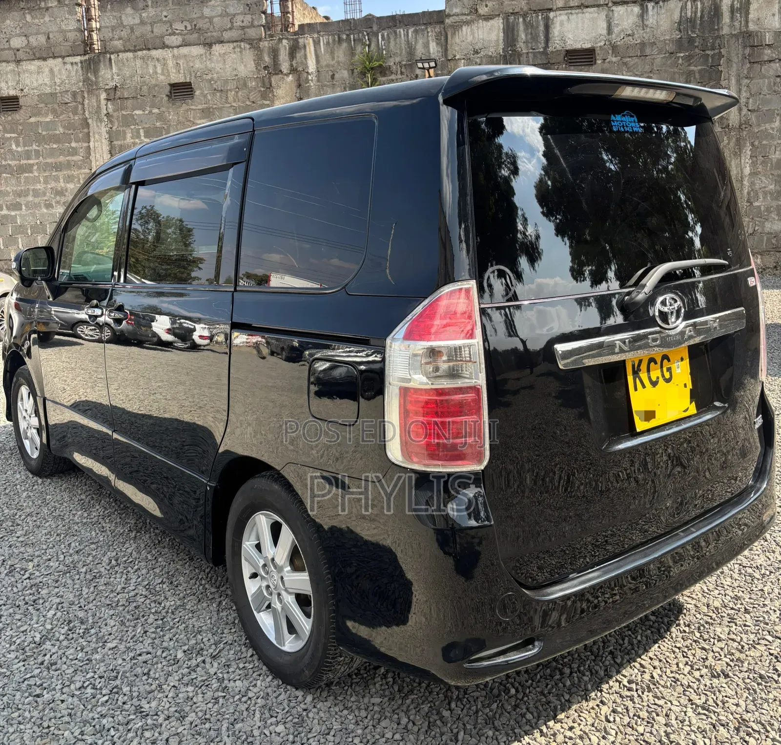 Toyota Noah 2008 Black