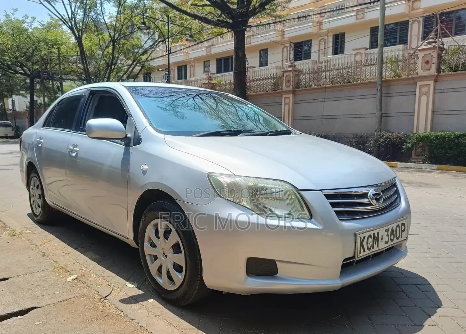 Toyota Axio 2010 Silver