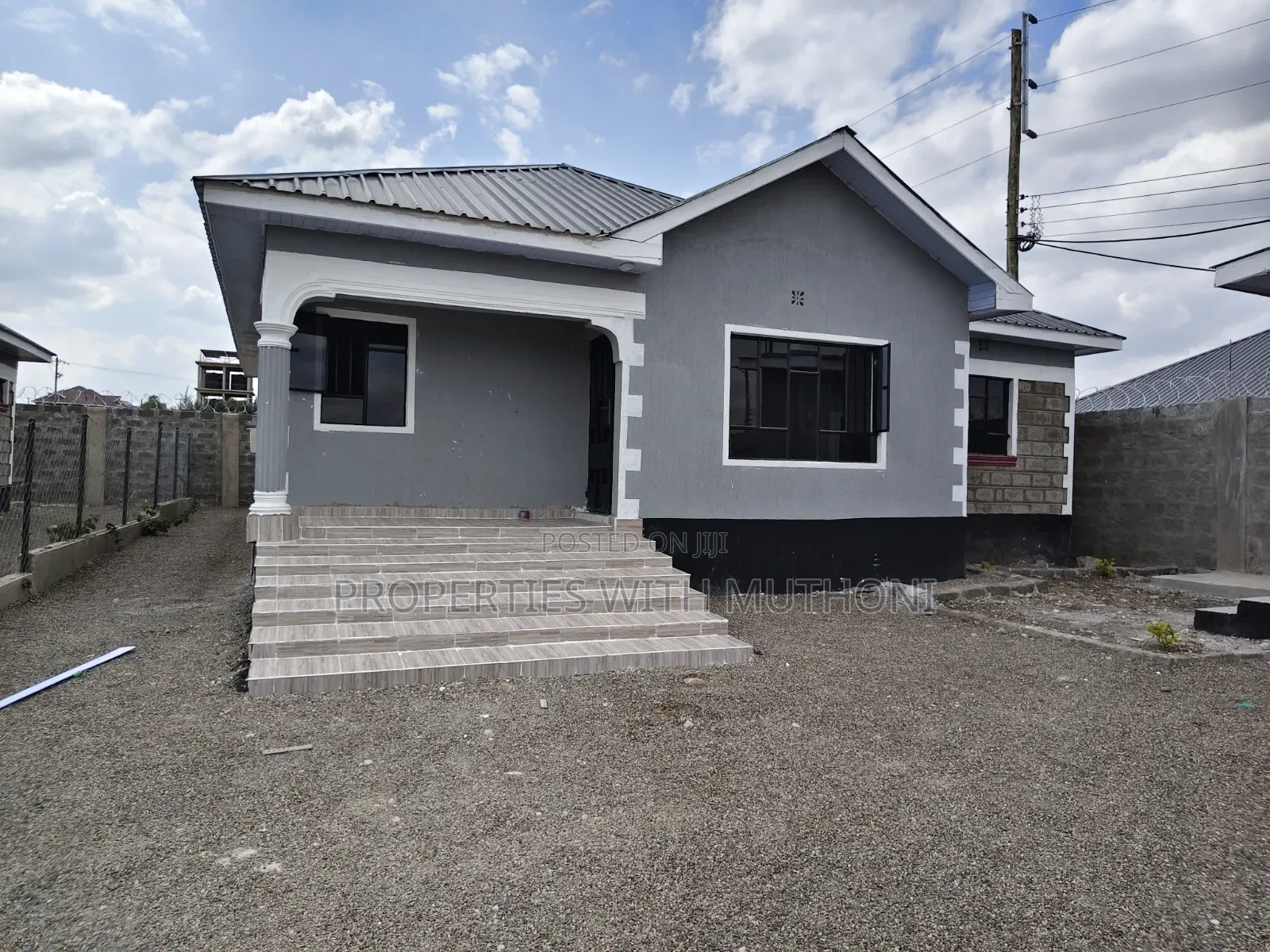 4bdrm Bungalow in Kitengela for sale