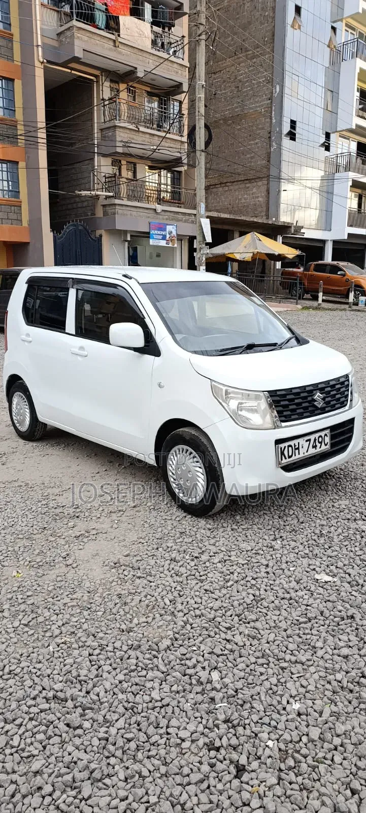 Suzuki Wagon R 2015 White