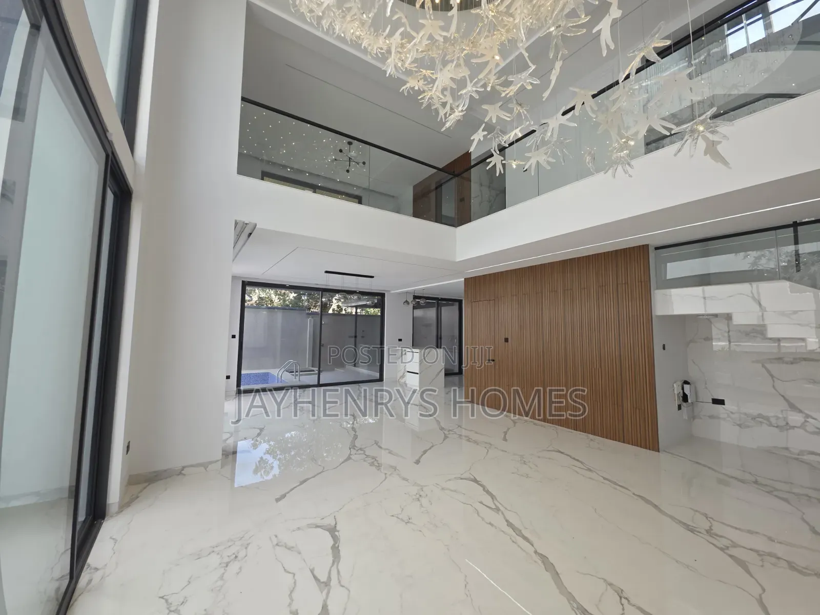 6bdrm House in Muthangari for sale