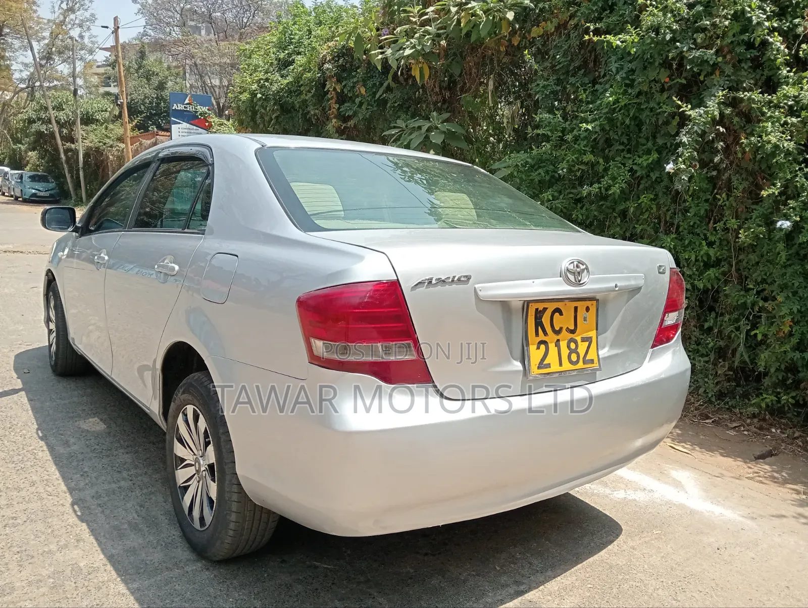 Toyota Axio 2010 Silver