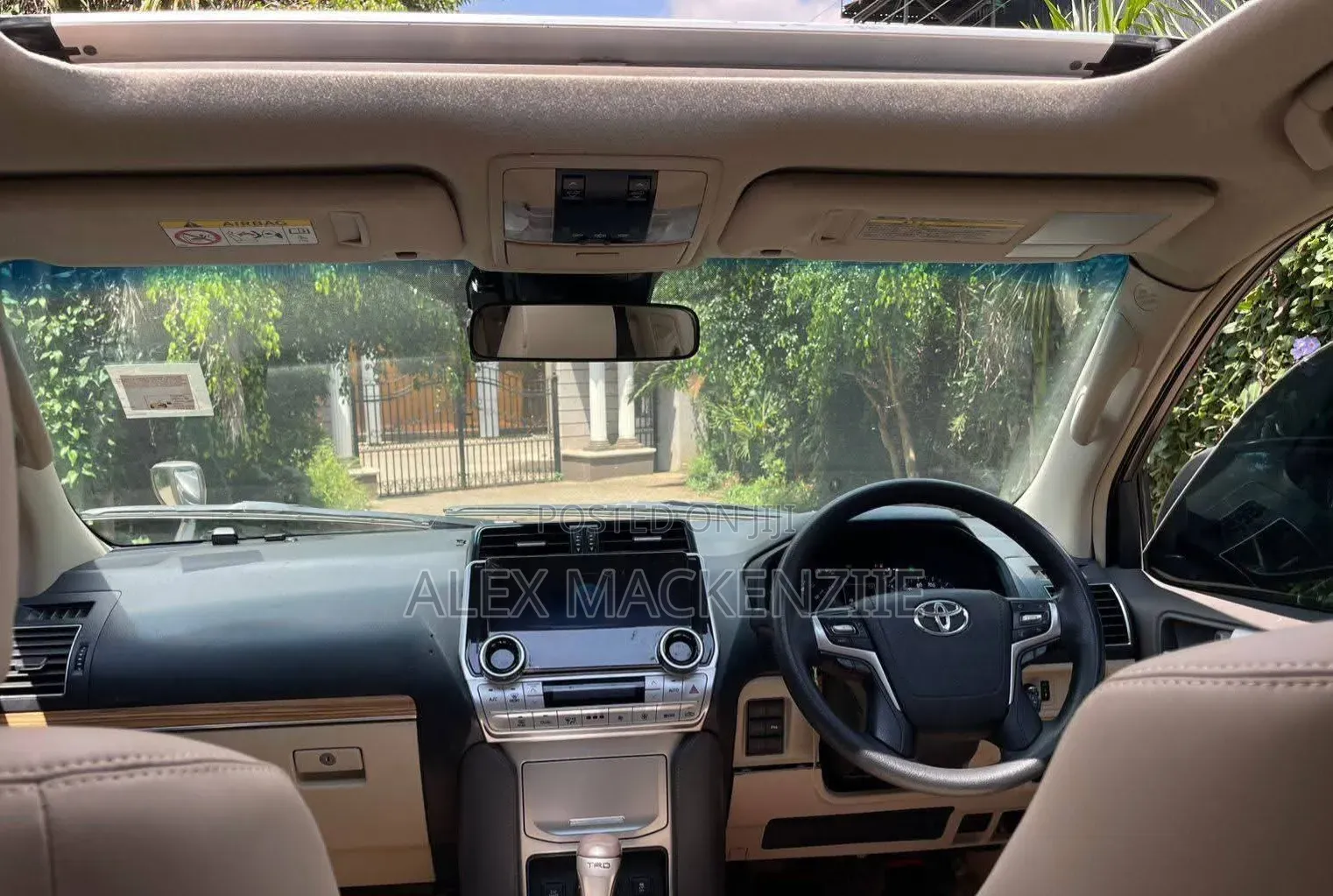 Toyota Land Cruiser Prado 2018 Gold