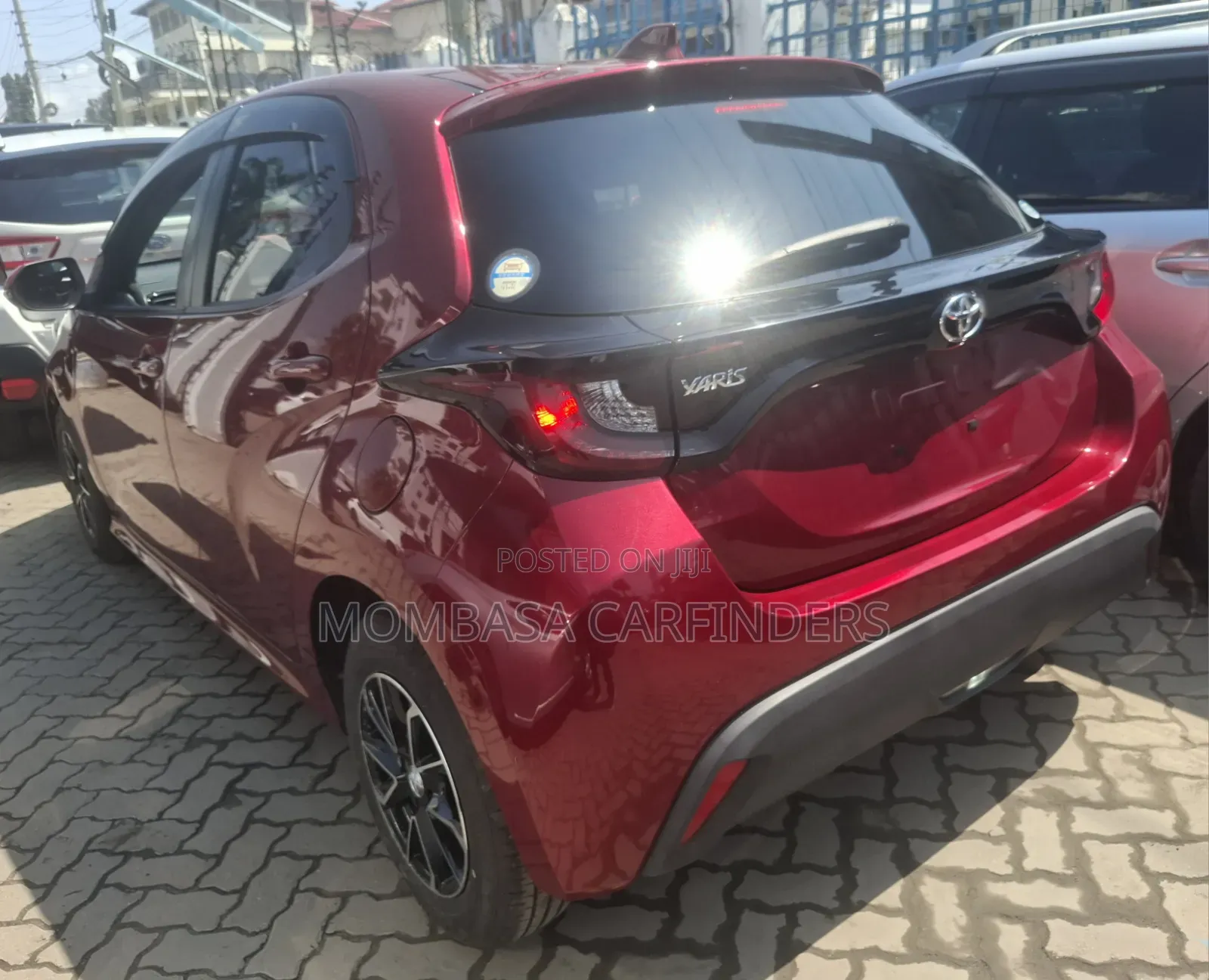 Toyota Yaris 2020 Maroon