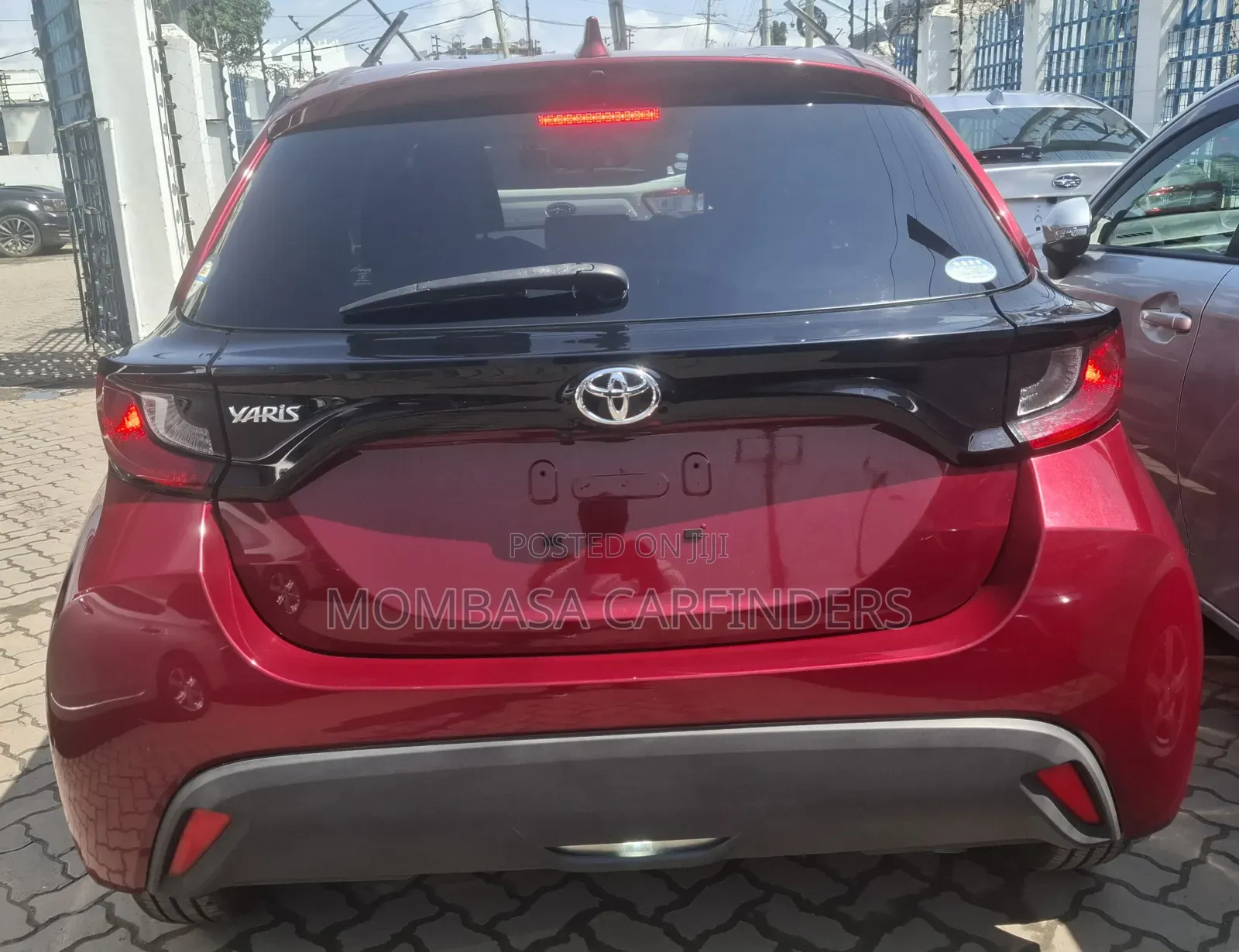 Toyota Yaris 2020 Maroon