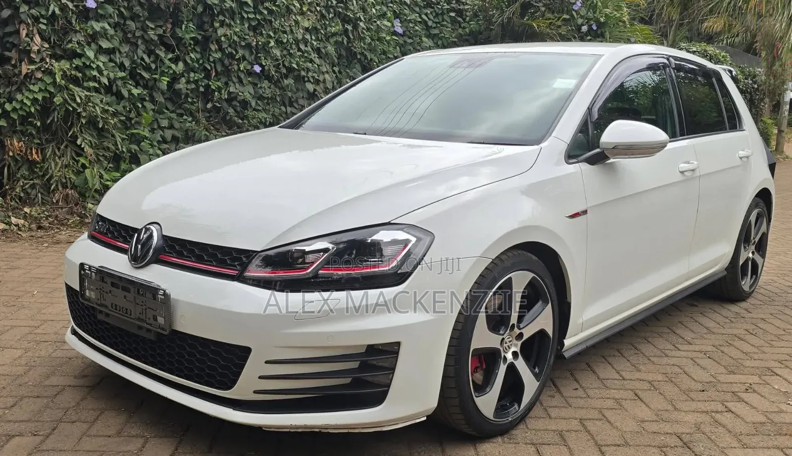 Volkswagen Golf 2015 White