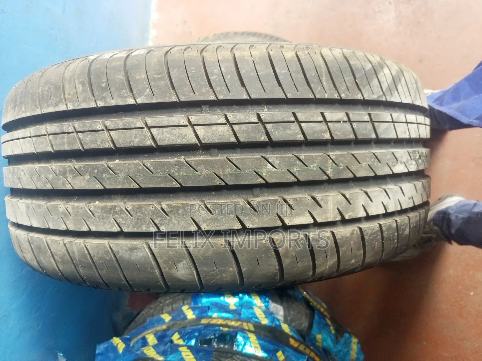 235/45r17 Boto Tyres