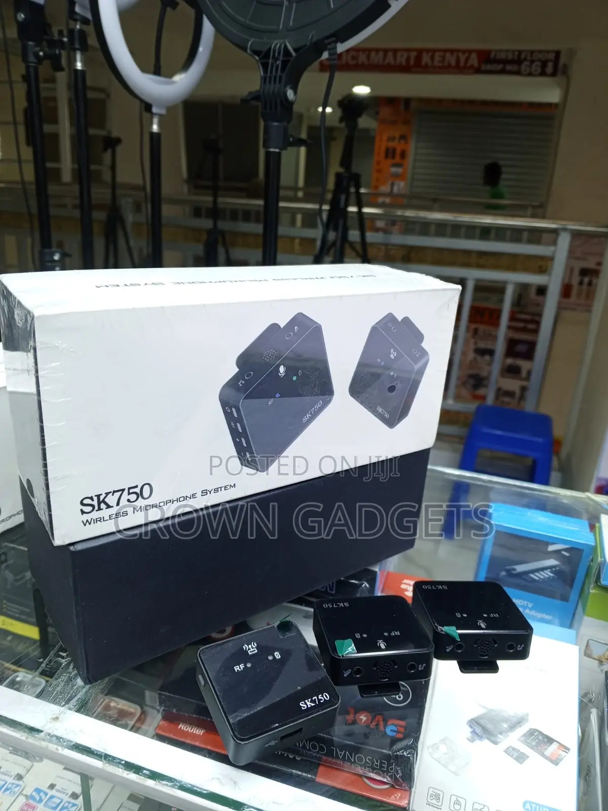 SK750 Professional Wireless Mic for Vlogging Interviews