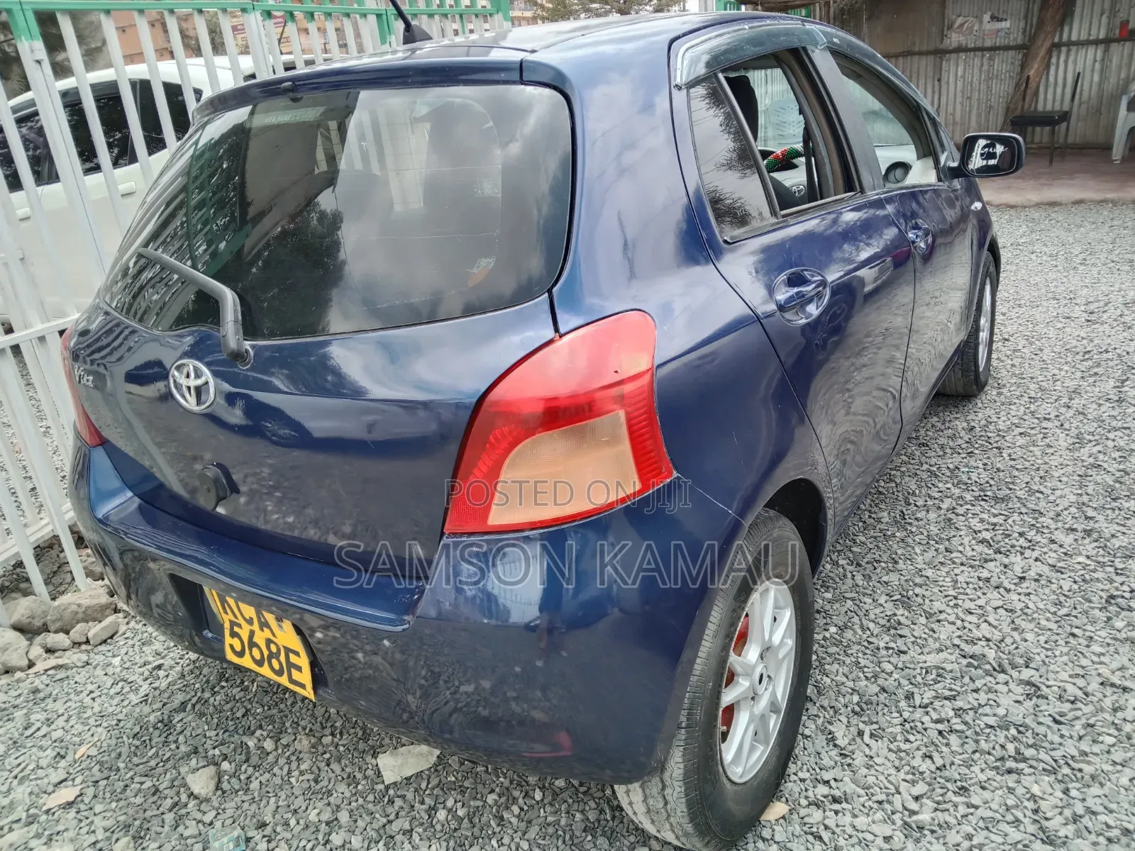 Toyota Vitz 2008 Blue