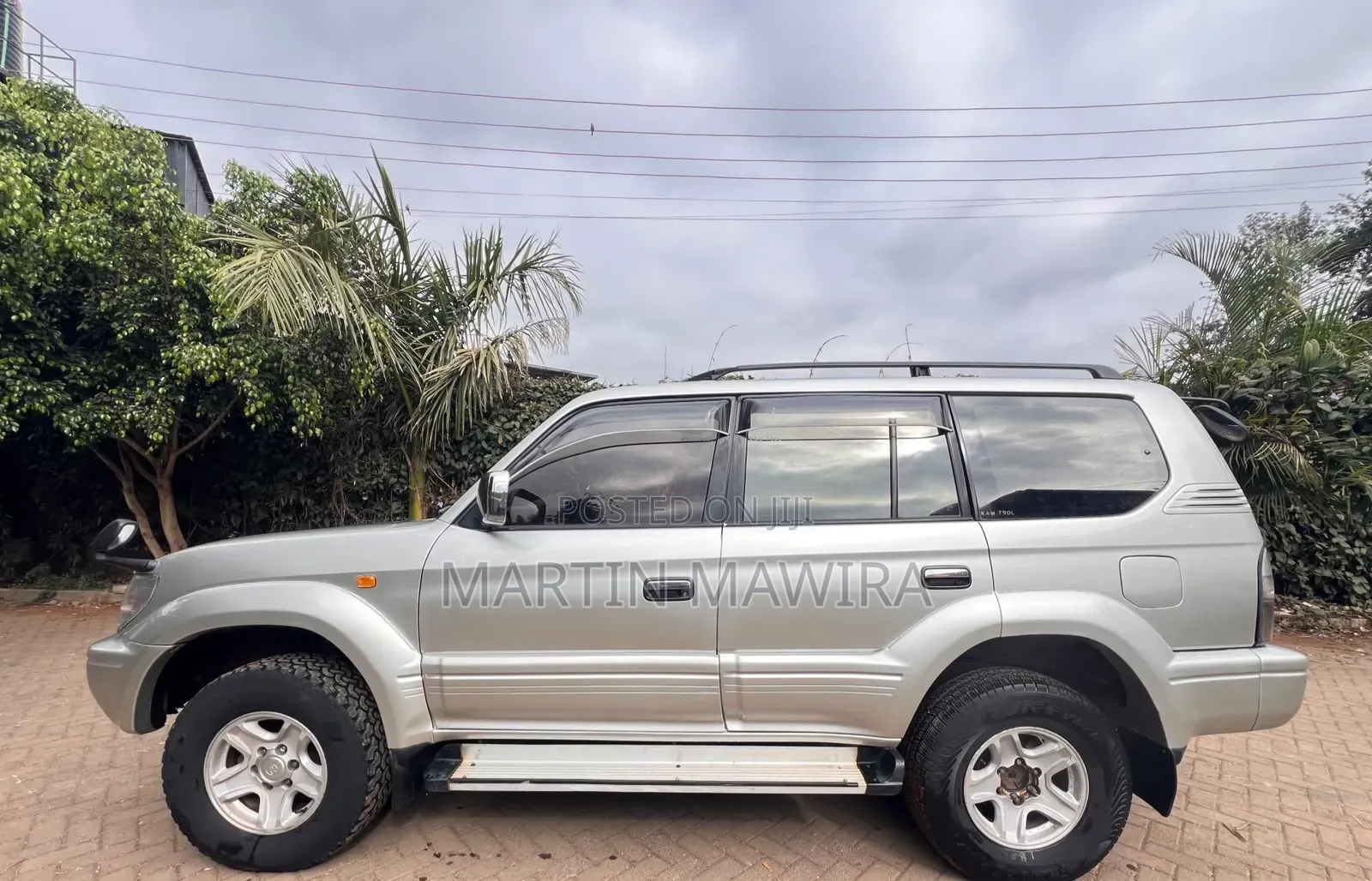 Toyota Land Cruiser Prado 2000 Silver