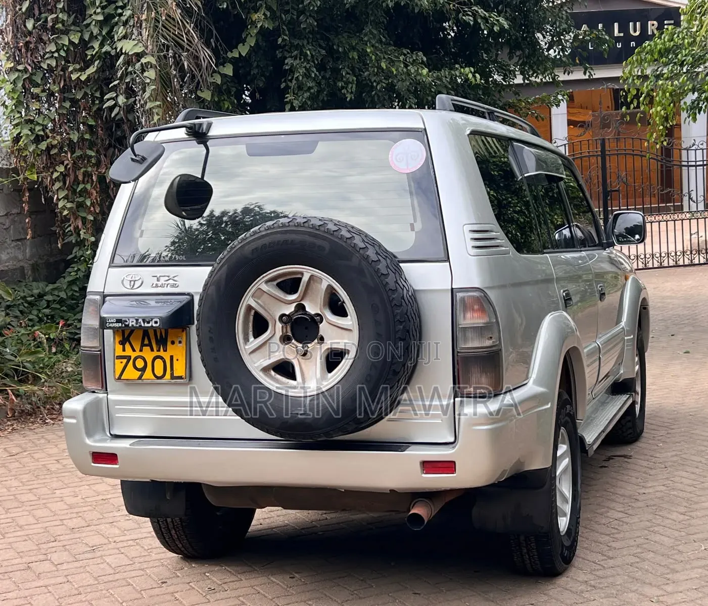 Toyota Land Cruiser Prado 2000 Silver