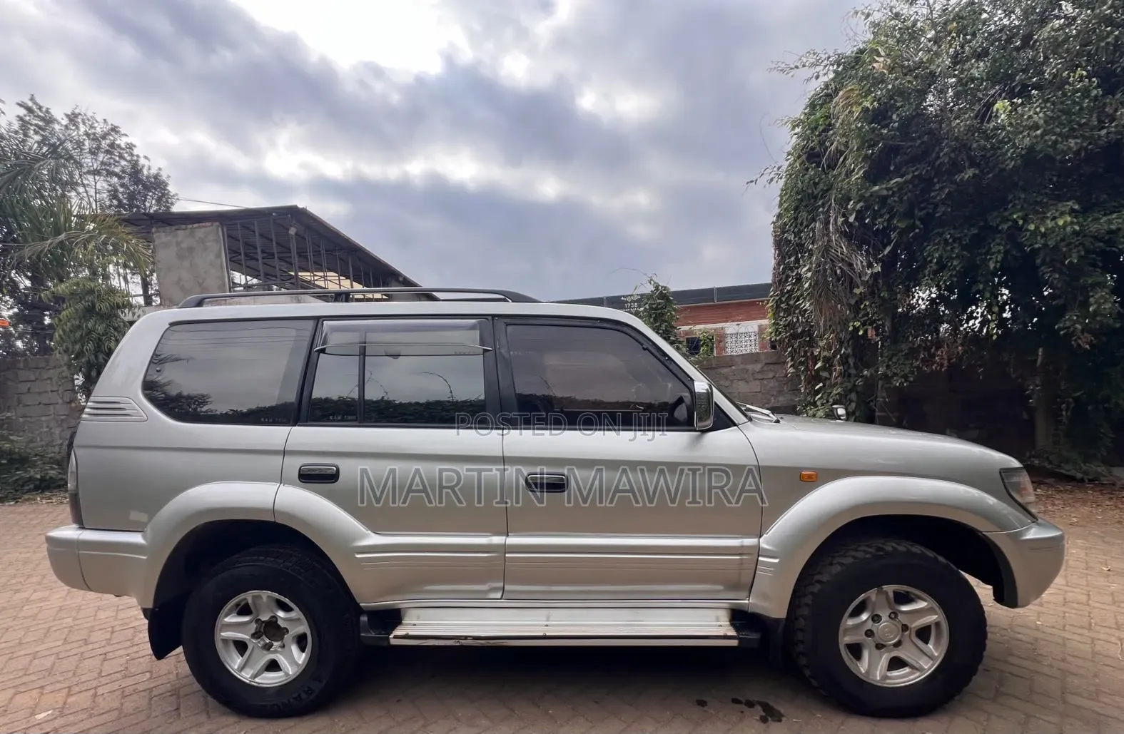 Toyota Land Cruiser Prado 2000 Silver