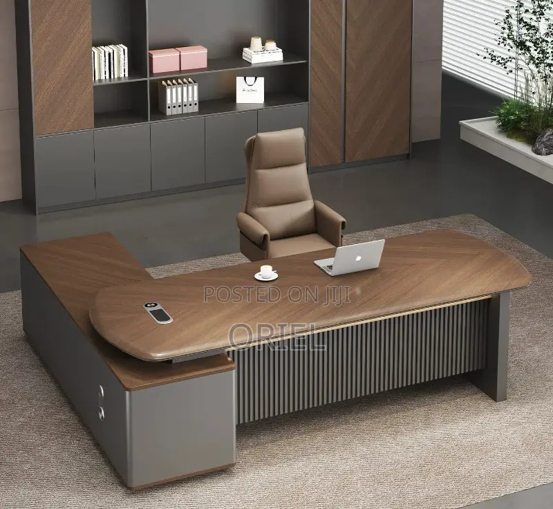 Office Desk : Luxury Executive Desk 1800MM