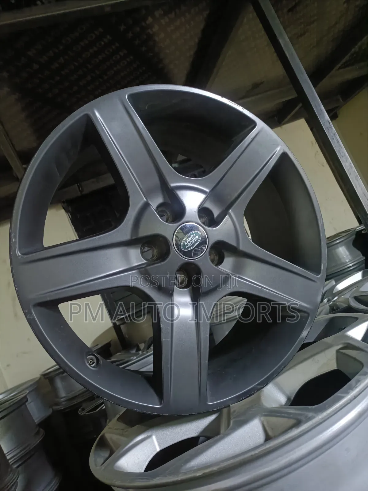 Range Rover Discovery Rims Size 20