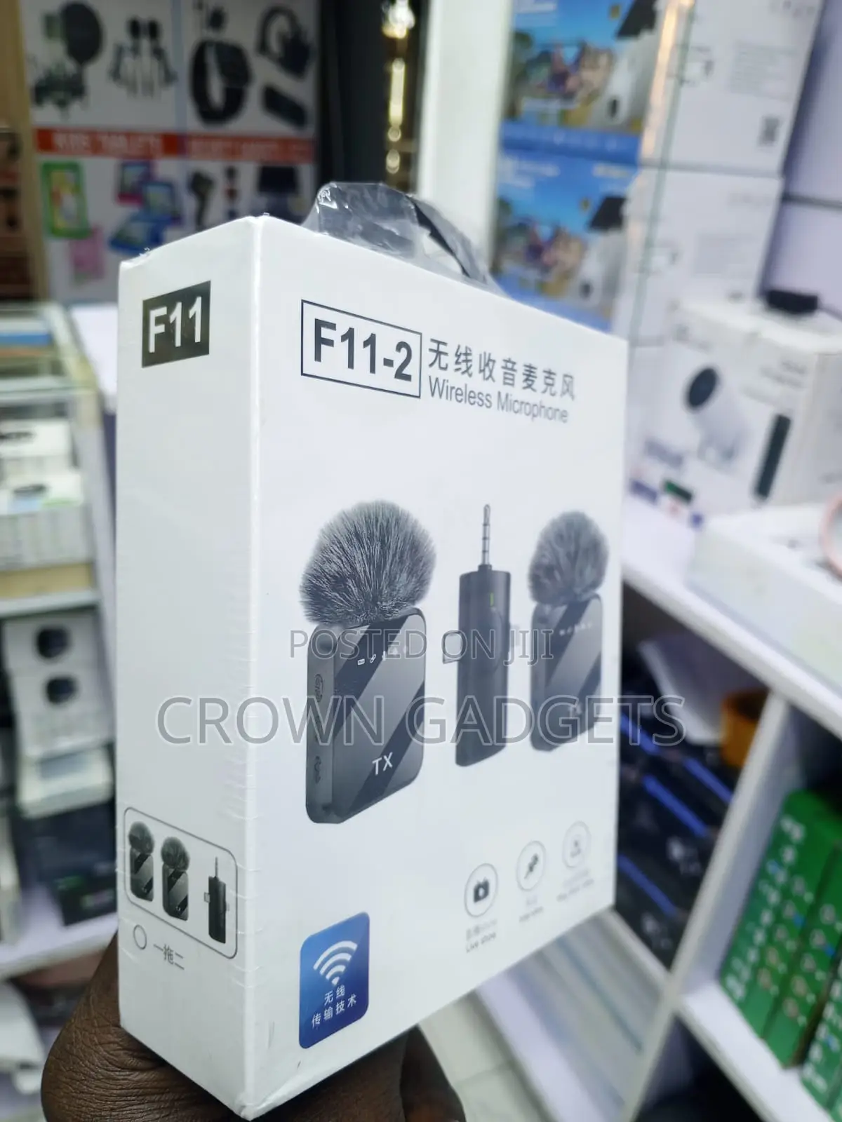 F11-2 Wireless Lavalier Mic Kit for iPhone, Android DSLR