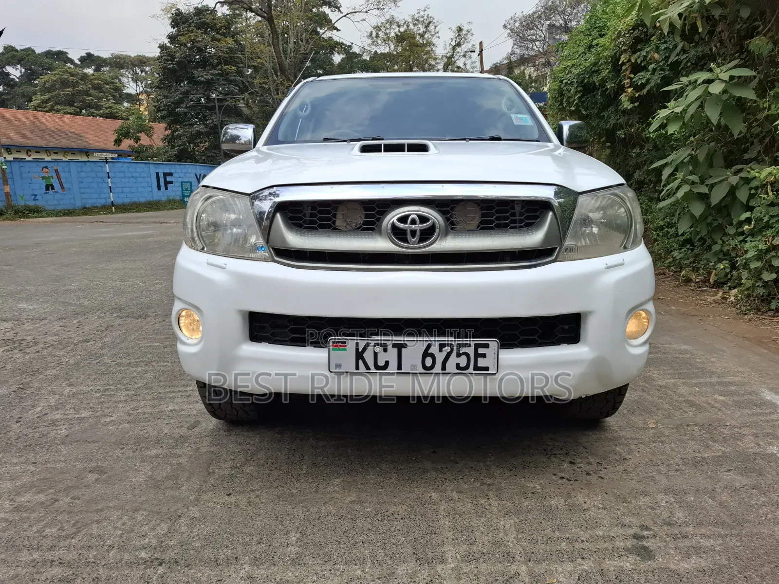 Toyota Hilux 3.0 D-4D 4x4 2013 White