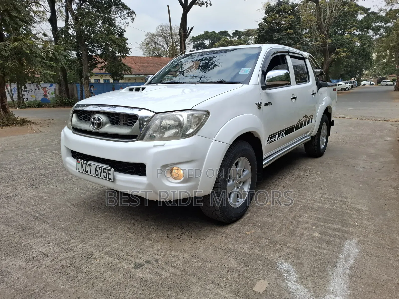 Toyota Hilux 3.0 D-4D 4x4 2013 White