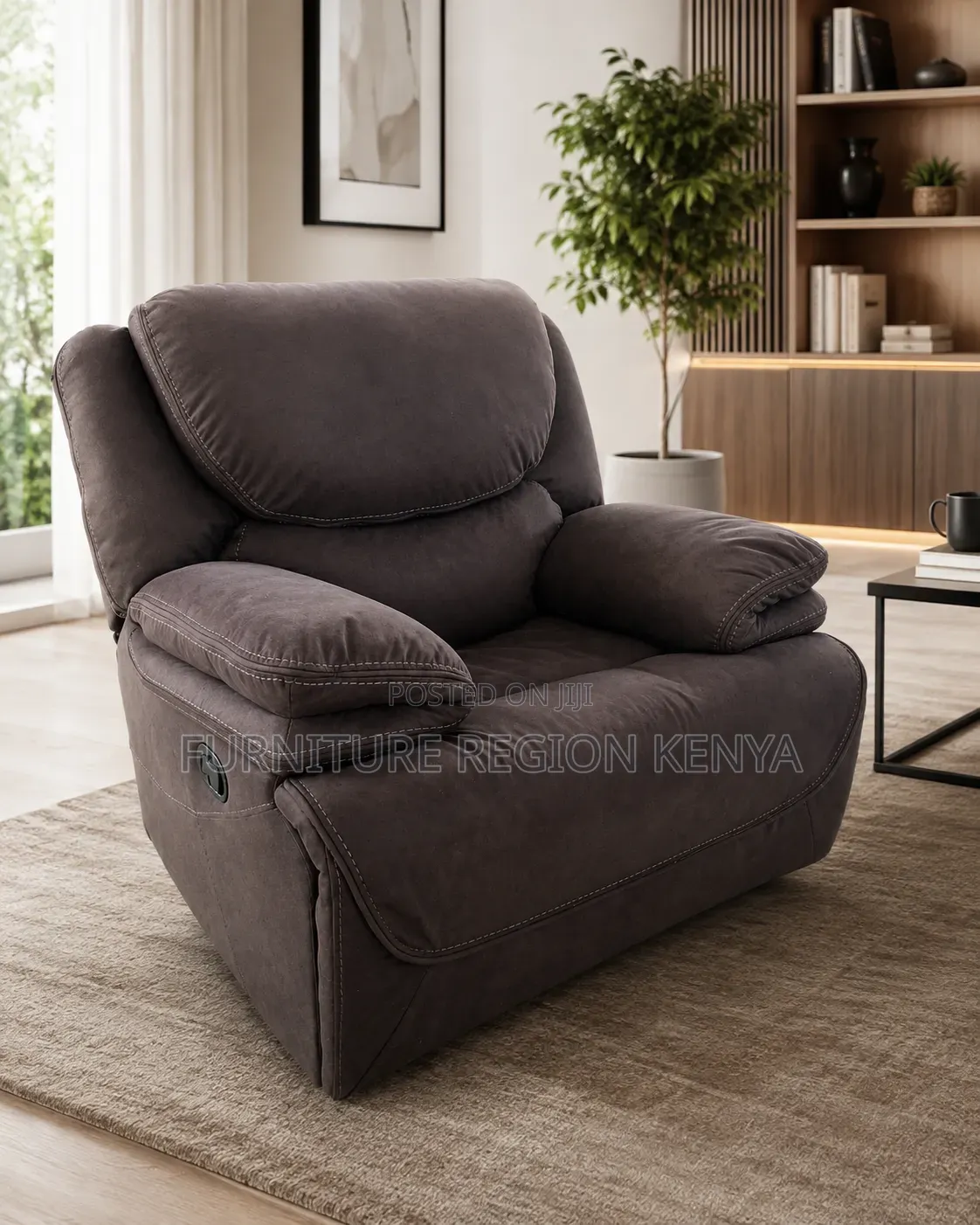 Single-Seater King-Size Recliner Sofa