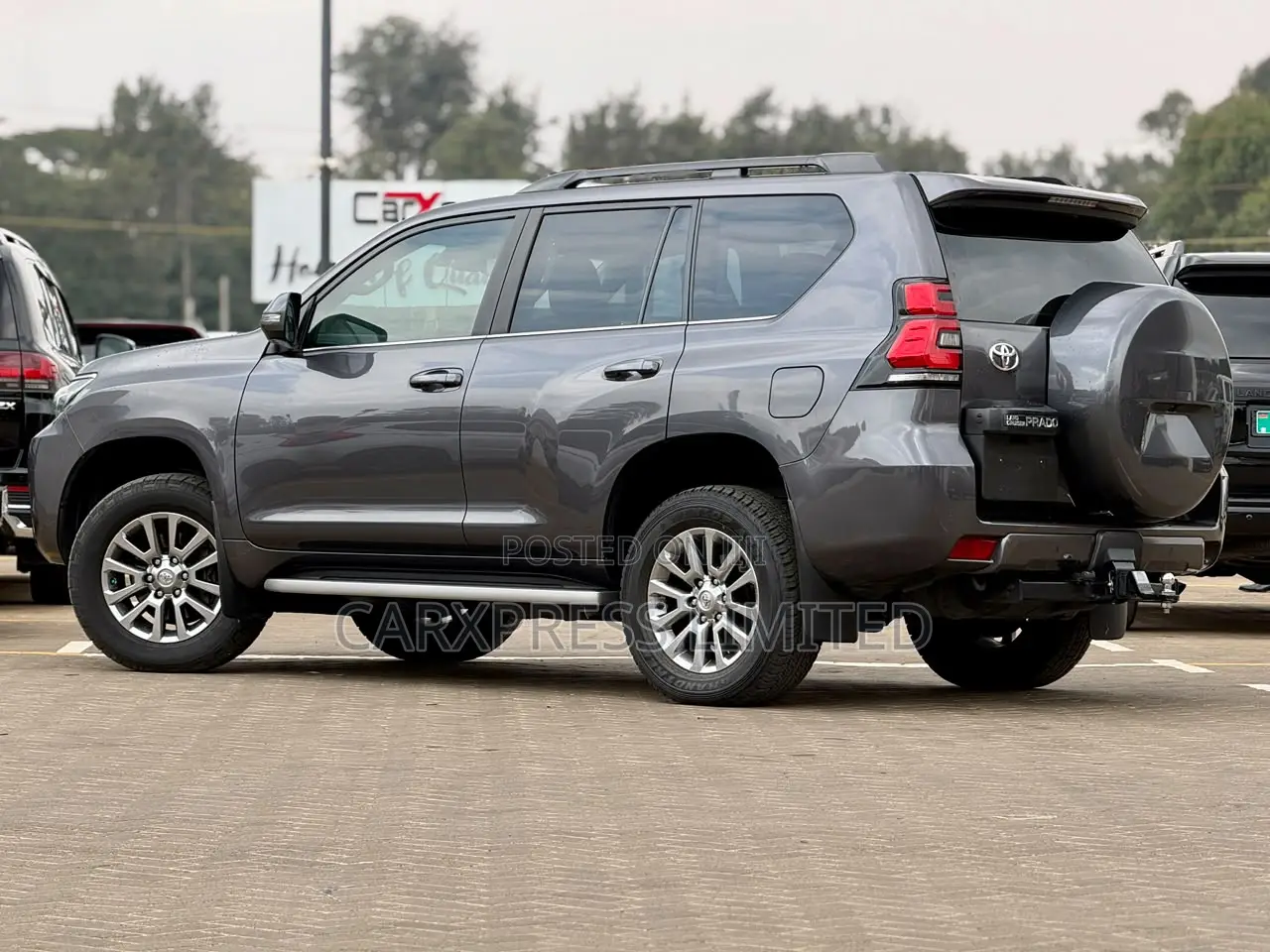 Toyota Land Cruiser Prado 2.8 2019 Gray