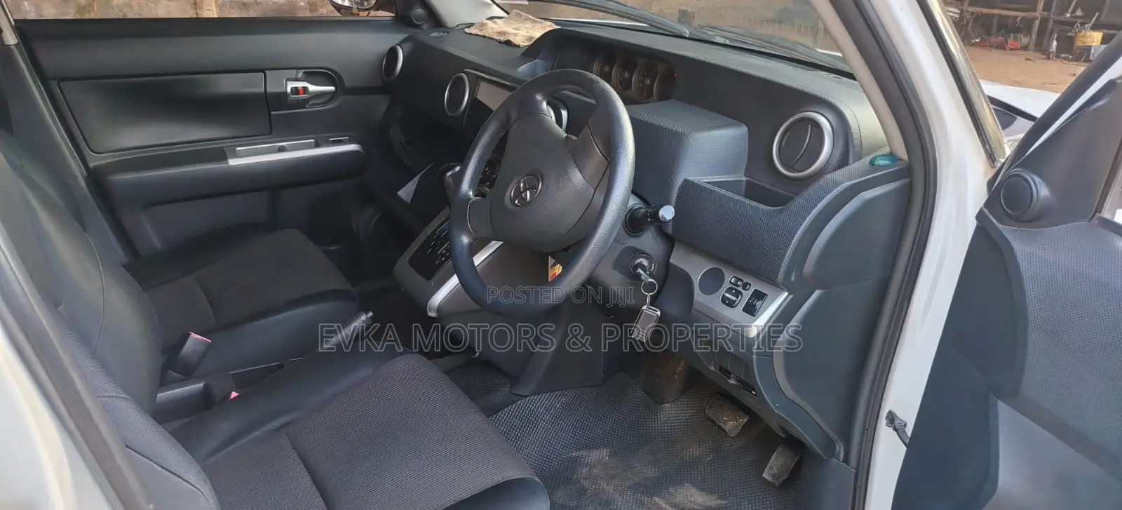 Toyota Rumion 1.5 FWD 2023 White