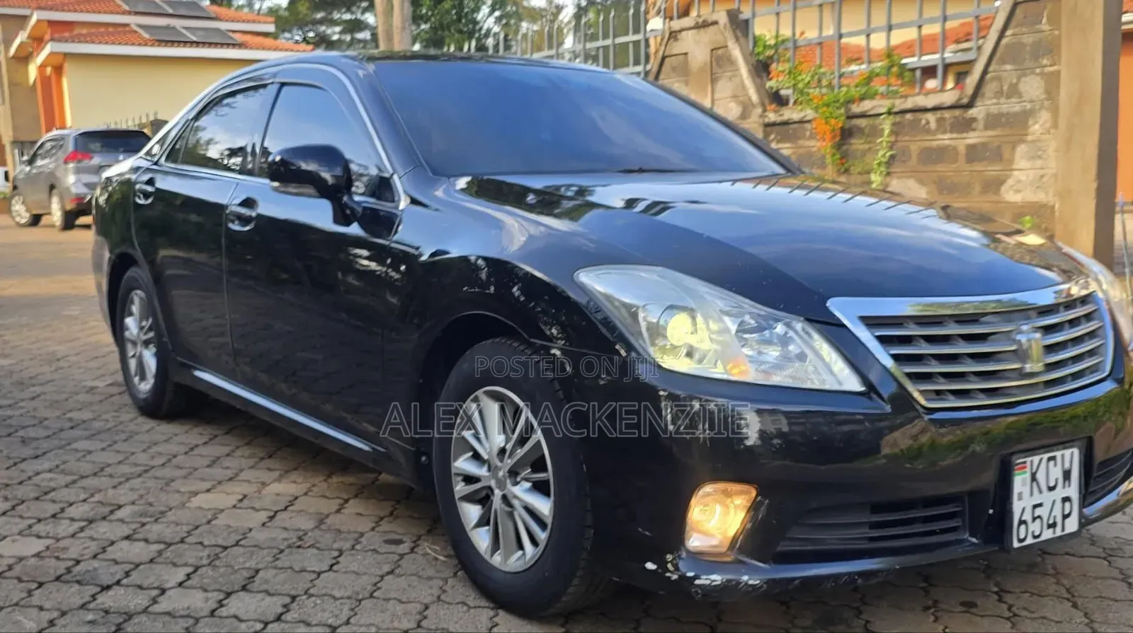 Toyota Crown 2012 Black