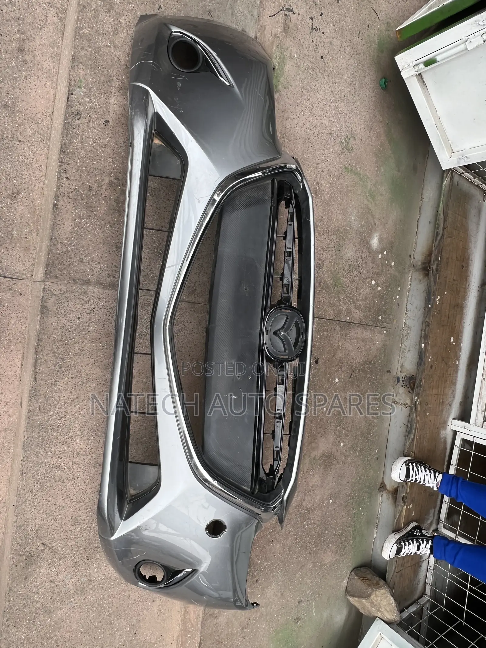 Mazda Demio Frontbumper (2015)