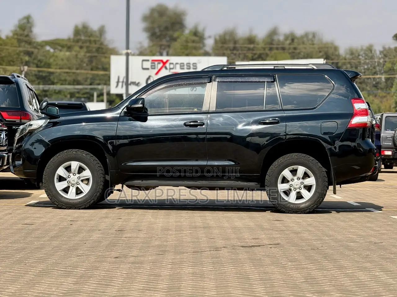 Toyota Land Cruiser Prado 2.8 2017 Black