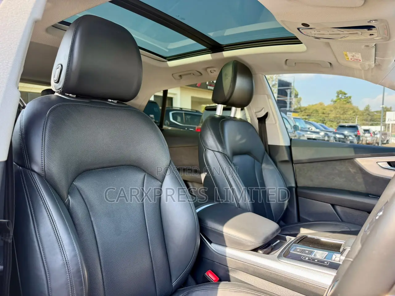 Audi Q8 55 Premium AWD quattro 2020 White