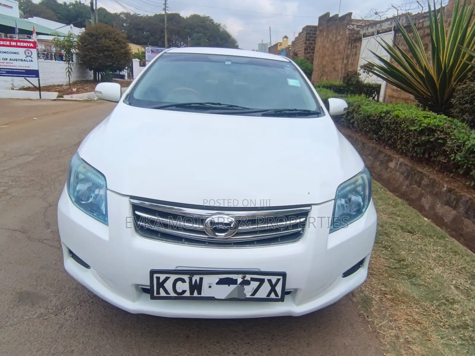 Toyota Axio 2012 White