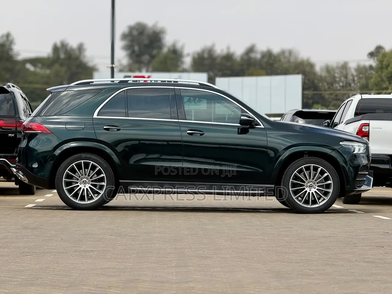Mercedes-Benz GLE-Class GLE 300d 4MATIC 2020 Green