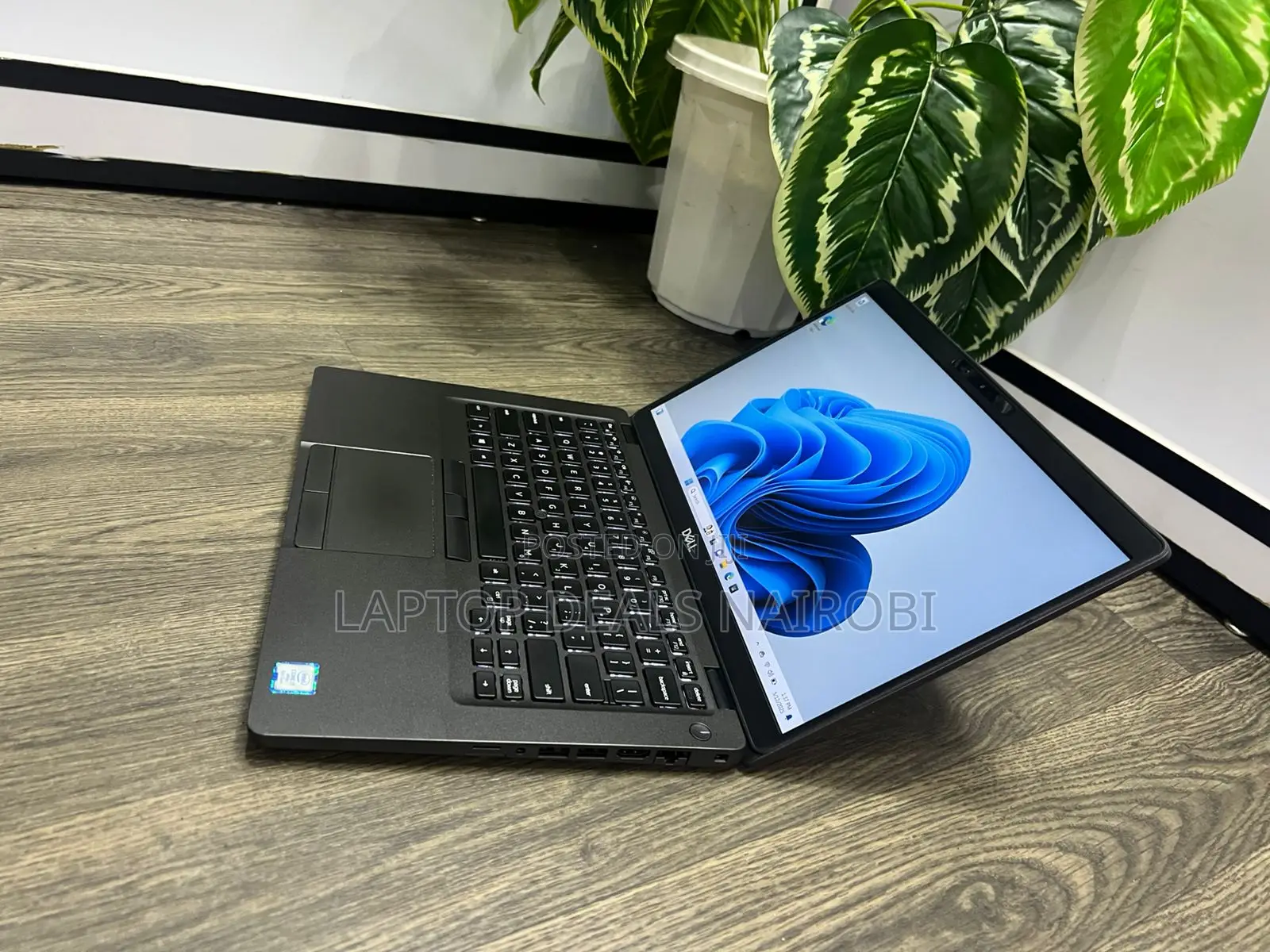 Laptop Dell Latitude 5400 16GB Intel Core i7 SSD 256GB