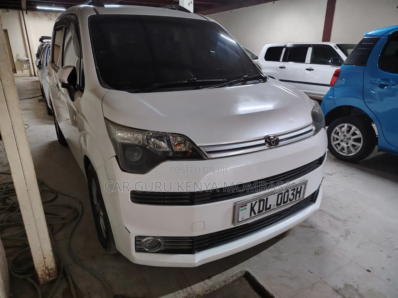 Toyota Spade 2016 White