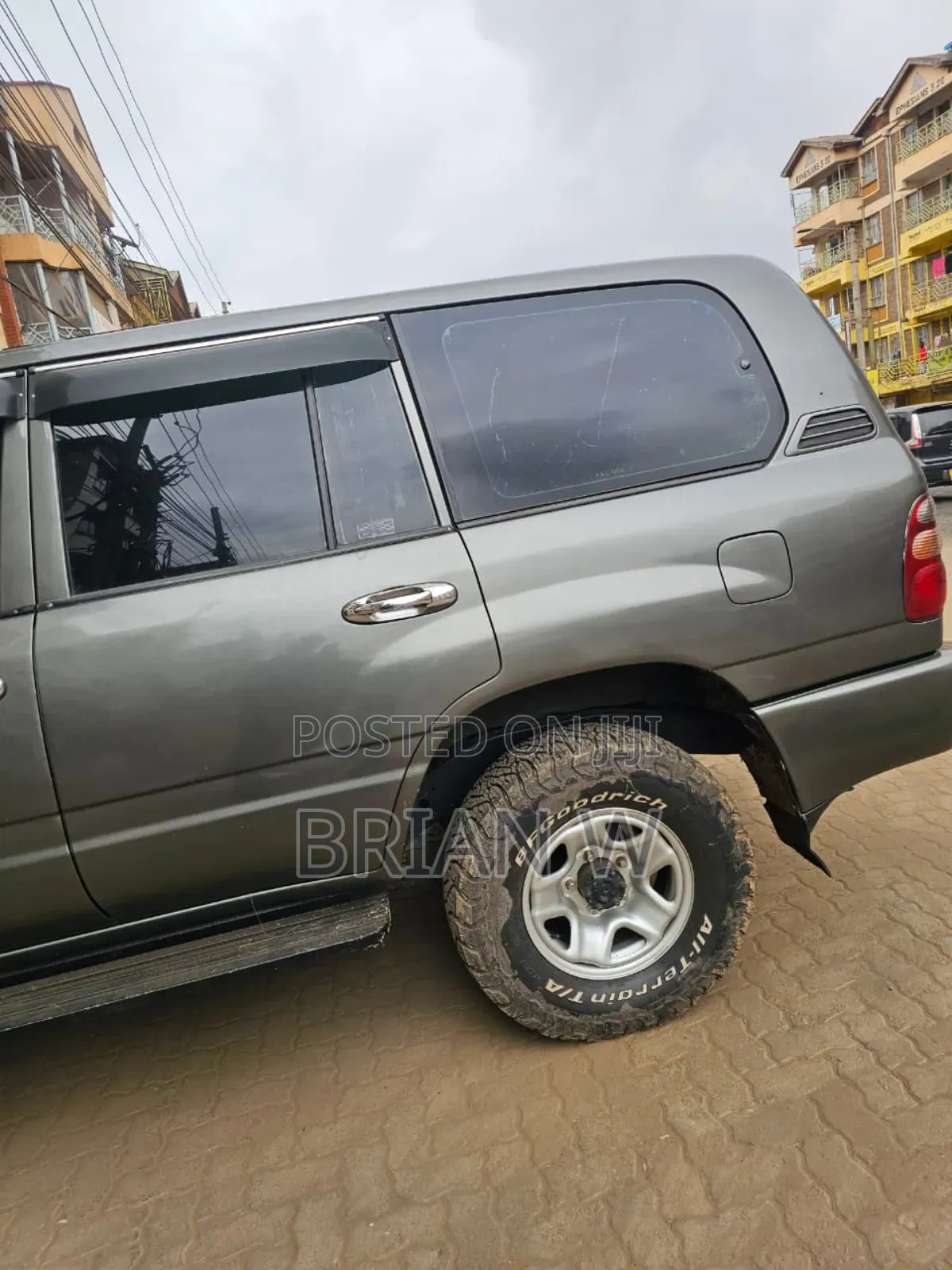 Toyota Land Cruiser 2004 Gray