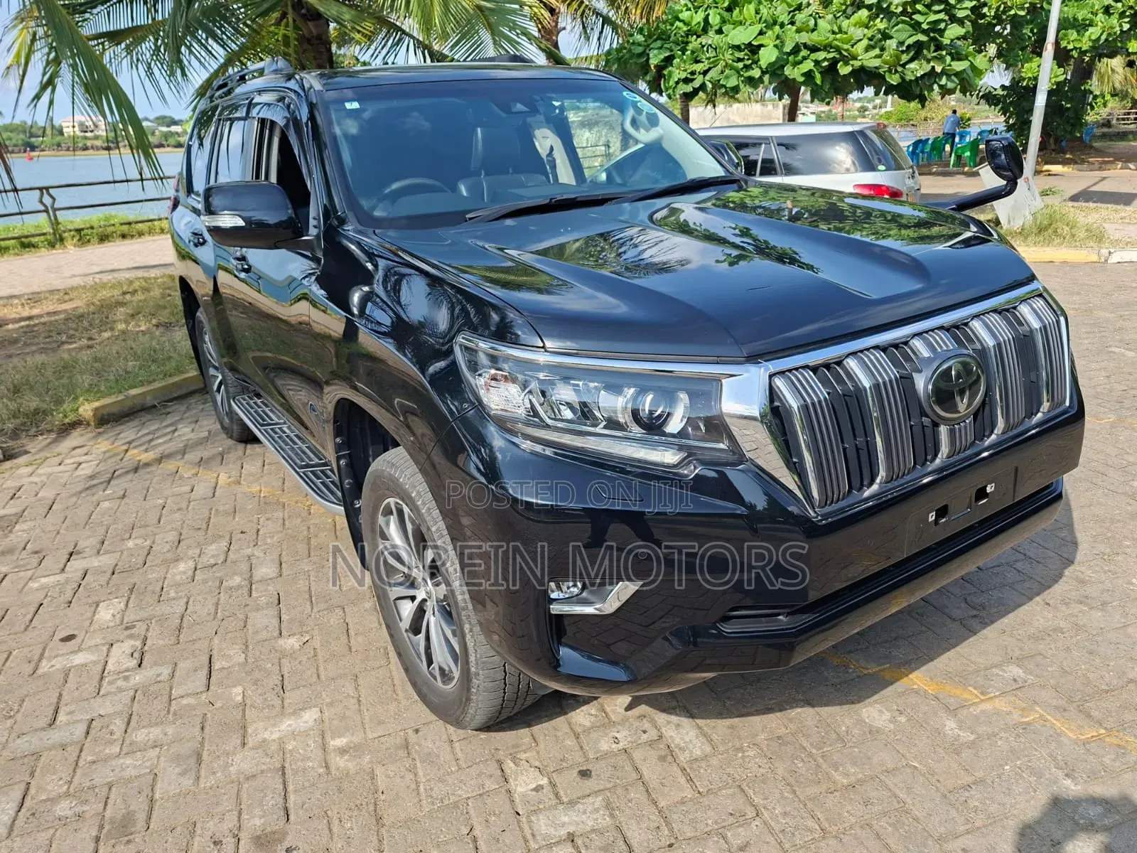 Toyota Land Cruiser Prado 2020 Matt Black