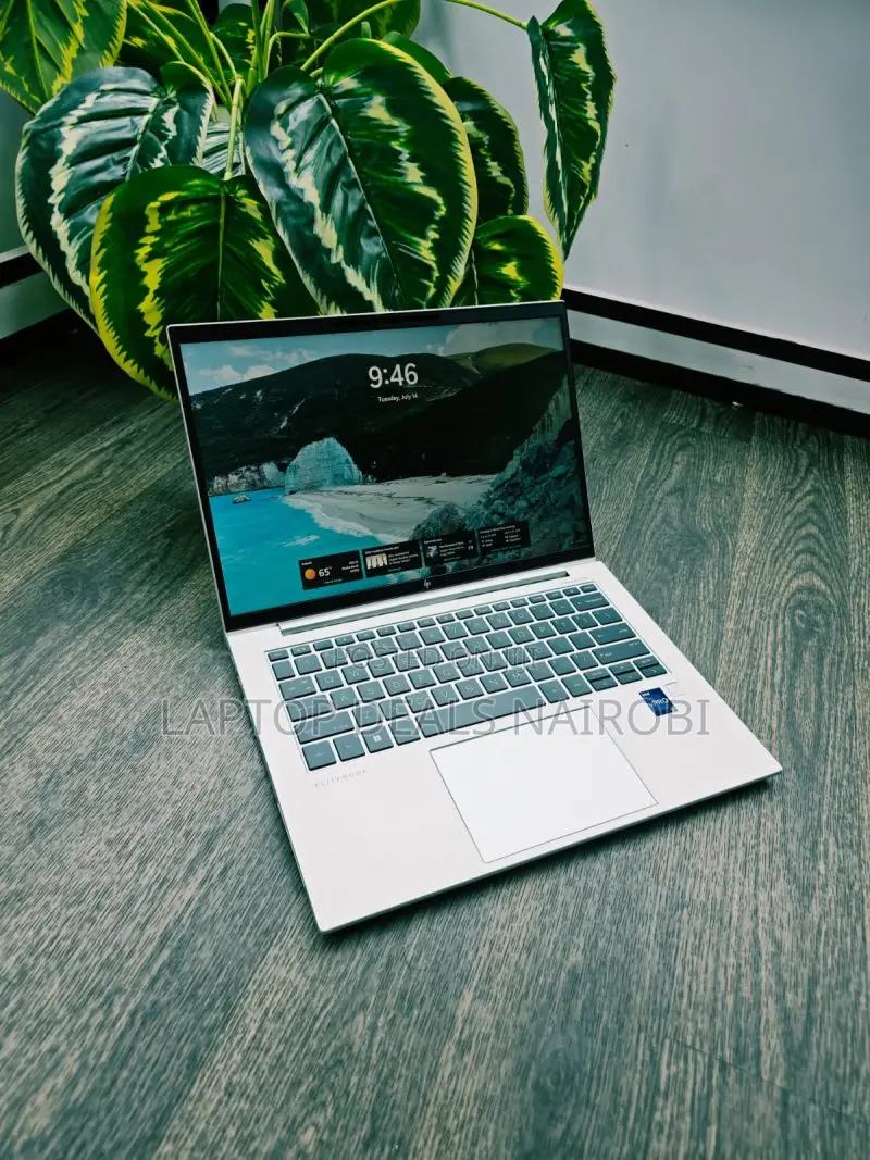 Laptop HP EliteBook 840 G9 8GB Intel Core i7 SSD 512GB